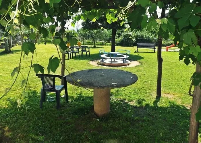Hostel Del Quadrifoglio Ameno