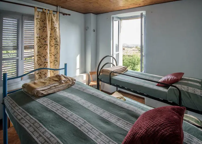 Hostel Del Quadrifoglio Ameno